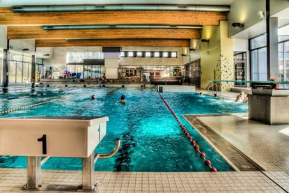 Bild von Schwimmen Covid